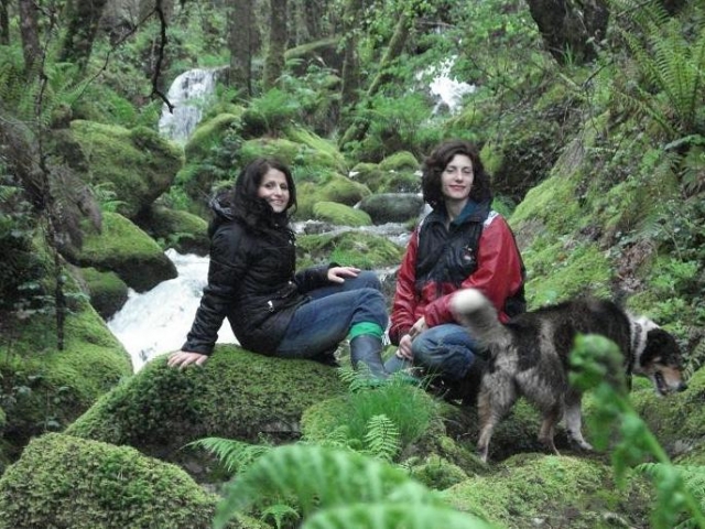 descansando en el camino.JPG